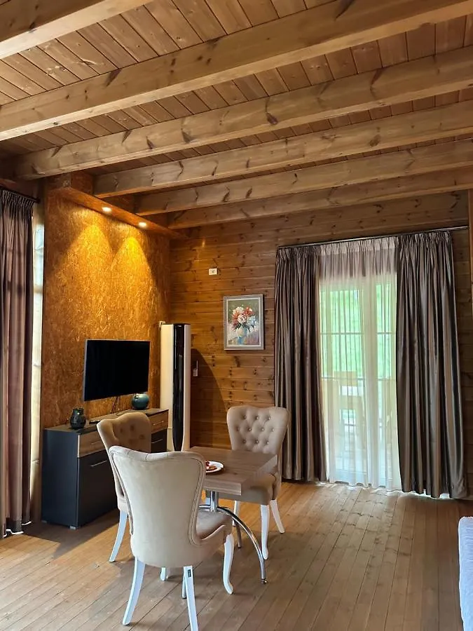 Bianca Hotel & Villa Priska e Madhe