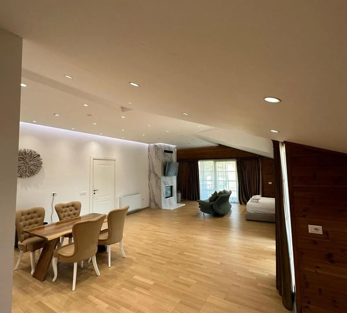 Bianca Hotel & Villa Priska e Madhe